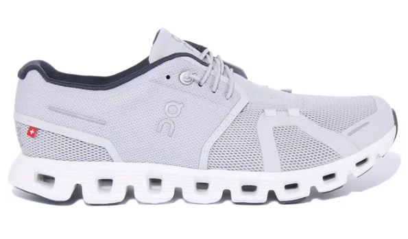 59.98909 On Running Men's Cloud 5 Sneakers Glacier/White 10 - Scratch & Dent