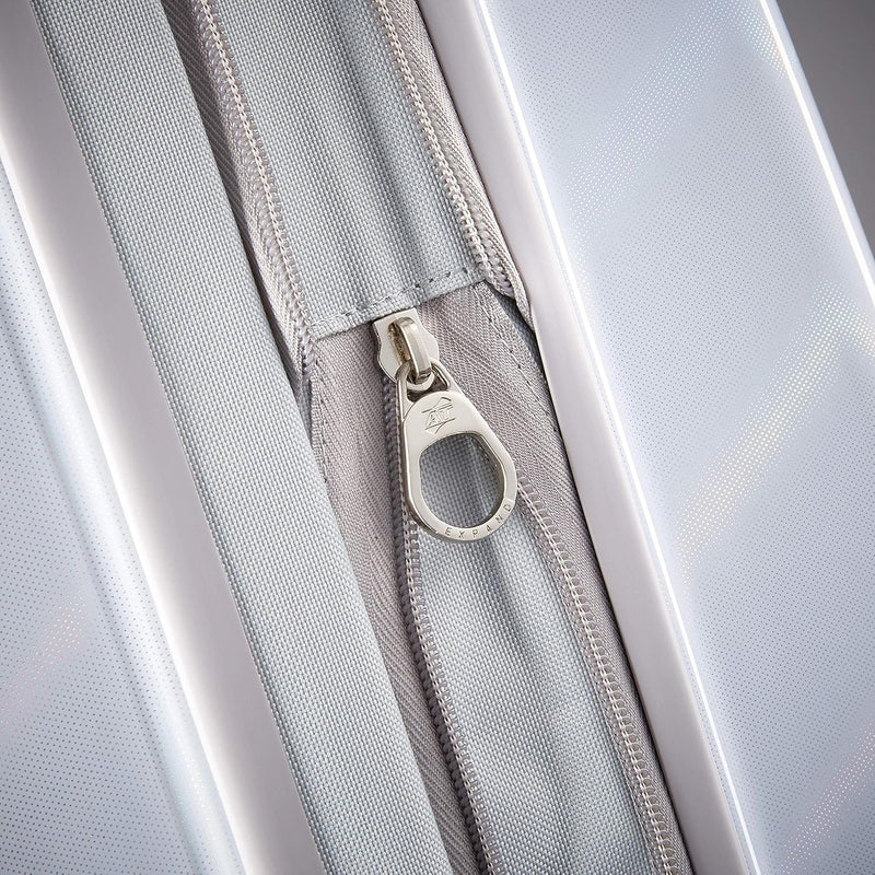 AMERICAN TOURISTER MOONLIGHT LUGGAGE, IRIDESCENT WHITE, CHECKED-MEDIUM 24 IN - Like New