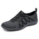 100301 Skechers Women's Breathe Easy - Infi Knity, Black, Size 7 - Like New