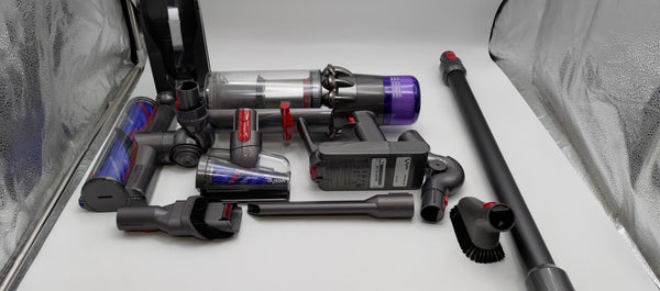 DYSON V11 EXTRA SV28 - IRON - Scratch & Dent
