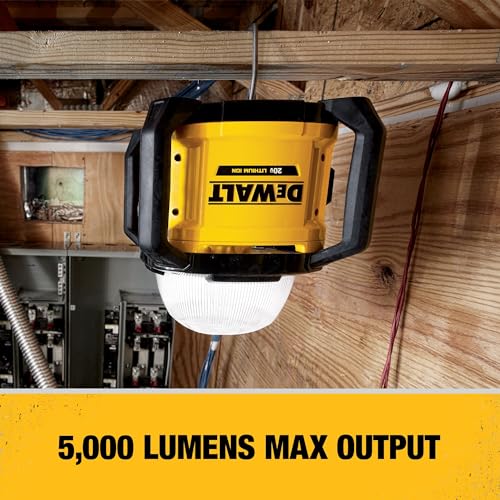 DEWALT 20V MAX LED WORK LIGHT CORDLESS DCL074 - YELLOW - Like New