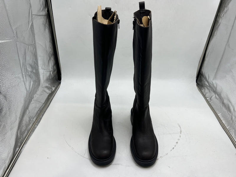 GENERIC WOMENS BOOTS - SIZE: WOMEN 9 (EU W40) - BROWN - Like New