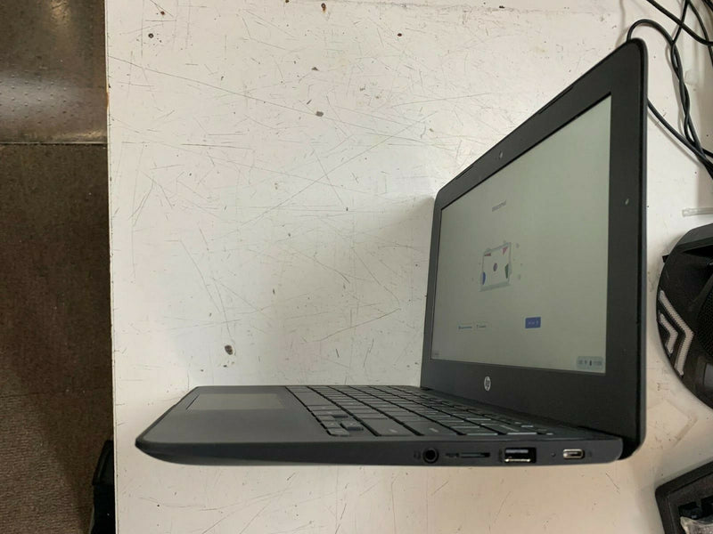 HP Chromebook 11 G5 EE 11.6" 1366x768 N3060 4GB 12GB SSD 1FX82UTR - BLACK - Like New