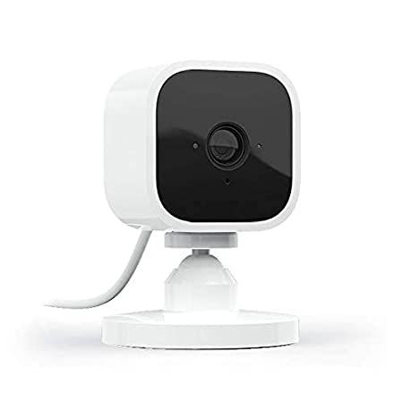 Blink Mini plug-in smart security camera 1080p HD video BCM00300U - White Like New