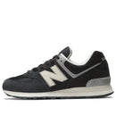 NEW BALANCE 574 MEN'S SNEAKERS - SIZE: MEN 7.5 - BLACK/WHITE/GRAY - Like New