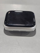 APPLE WATCH SERIES 4 NIKE ( GPS ) 40MM SILVER ALUMINUM CASE WHITE SPORT BAND - Like New