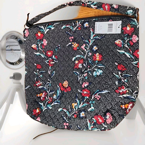VERA BRADLEY OVERSIZED HOBO SHOULDER BAG - PERENNIALS NOIR DOT - Brand New