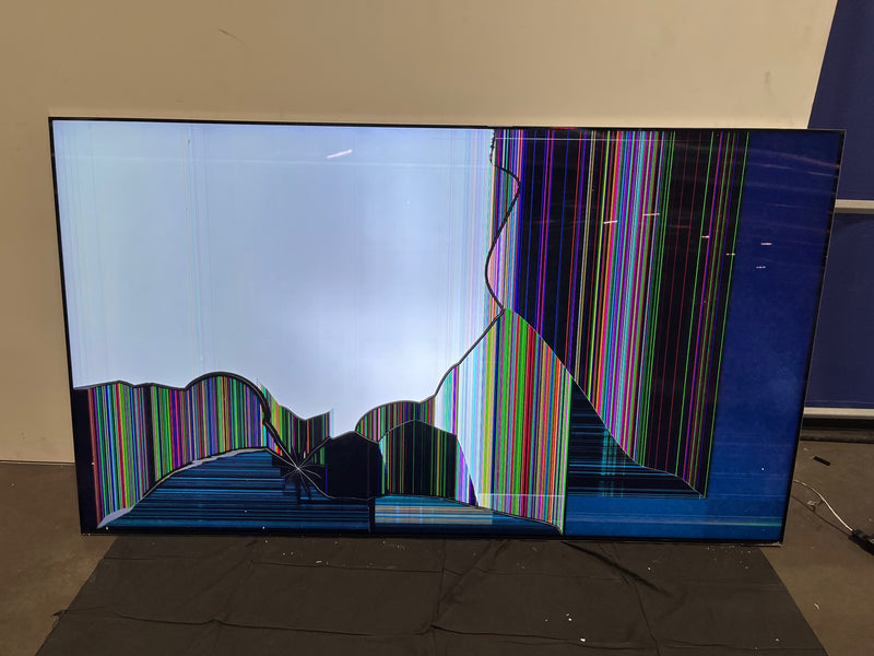 For Parts: Samsung 85"QN850 Series 8K UHD QN85QN850AFXZA -CRACKED SCREEN MISSING COMPONENTS