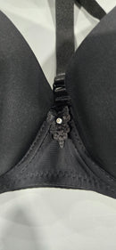 ANGELINA WOMENS WIRED PADDED T-SHIRT BRA - SIZE: WOMEN 32B - BLACK - Like New