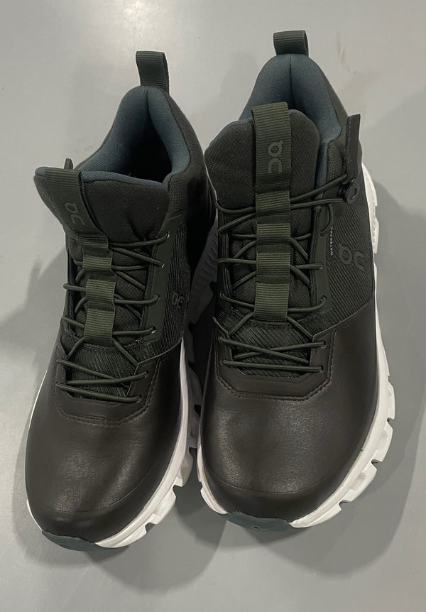 ON RUNNING CLOUD HI WATERPROOF WOMEN'S SHOES - SIZE: WOMEN W5.5 - FIR/UMBER - Like New