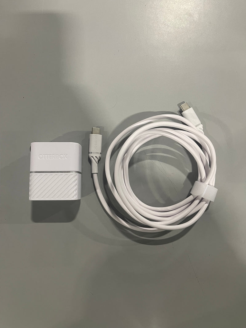 OTTERBOX CHARGING STAND WITH MAGSAFE 15W - WHITE - Like New