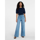 TIME & TRU TIME AND TRU WOMEN'S WIDE LEG JEANS, 31" INSEAM SIZE 10 - MEDIUM WASH - Brand New