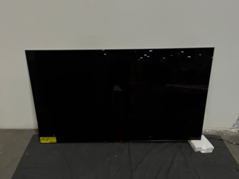 For Parts: LG 65 Class C2 OLED EVO 4K UHD Smart WEBOS 22 OLED65C2AUA CRACKED SCREEN/LCD