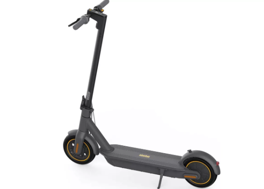 Segway G30Max Electric Kick Scooter 40.4 Max Range 15.5 mph Max Speed - Black Like New