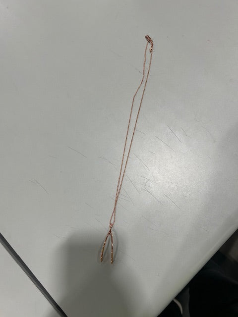 MARC JACOBS GOLD WISHBONE NECKLACE, 12 INCH - GOLD - Like New