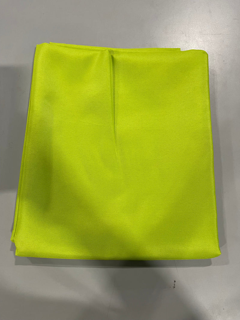 SANCUA SQUARE TABLECLOTH 60 X 60 INCH - APPLE GREEN - Like New