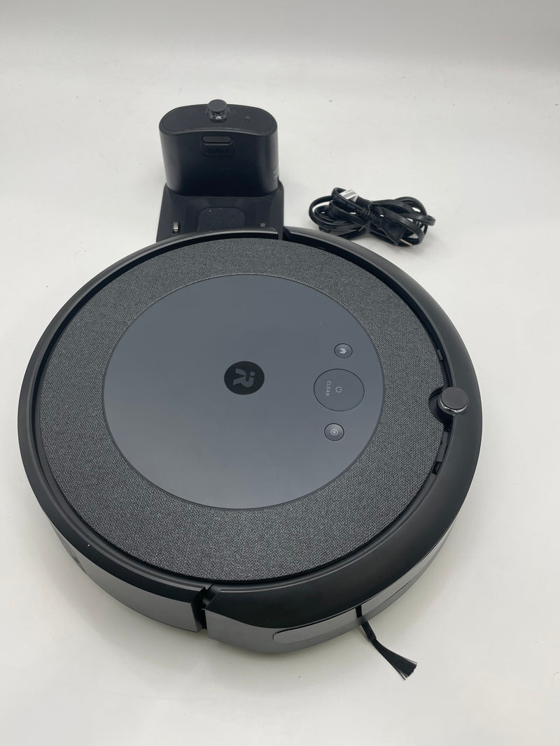 iRobot Roomba i4 EVO 4150 Robot Vacuum Wi-fi Connected I415020 - Black Like New