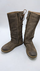 BORN Sable - Size 8 M (B) - Taupe - Scratch & Dent