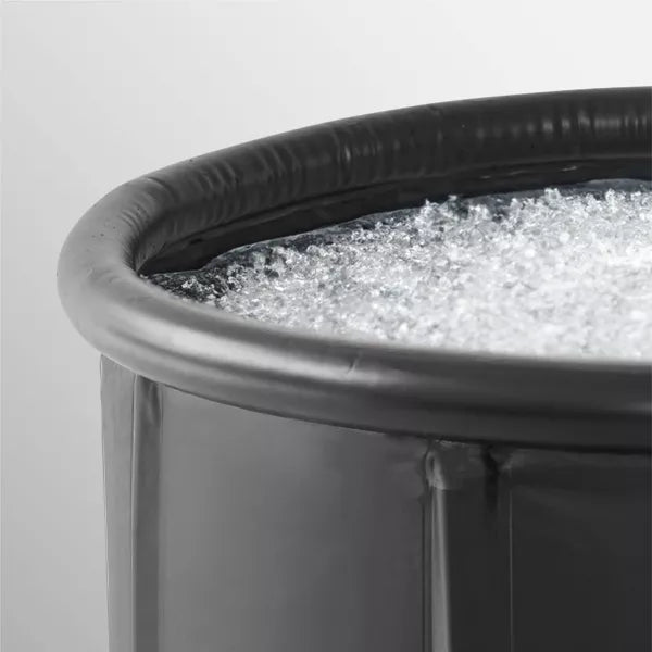 SHARPER IMAGE PORTABLE ICE BATH 31.5"X29.5" OVAL PLUNGE POOL - BLACK - Like New