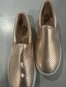 SODA TRACER-S CUTE PERFORATED SLIP ON FLAT ROUND TOE SNEAKER  - 8 - DK-PENNY - Like New