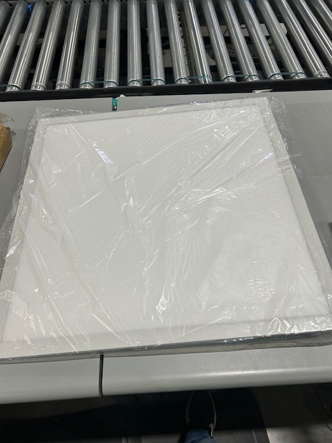 LIFUD LED LIGHT 2X2 SQUARE FEET, 40.05 WATT, 4110 LUMENS - WHITE - Like New