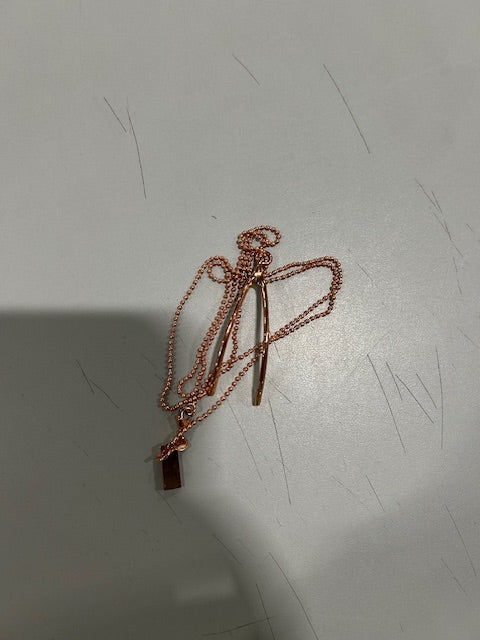 MARC JACOBS GOLD WISHBONE NECKLACE, 12 INCH - GOLD - Like New