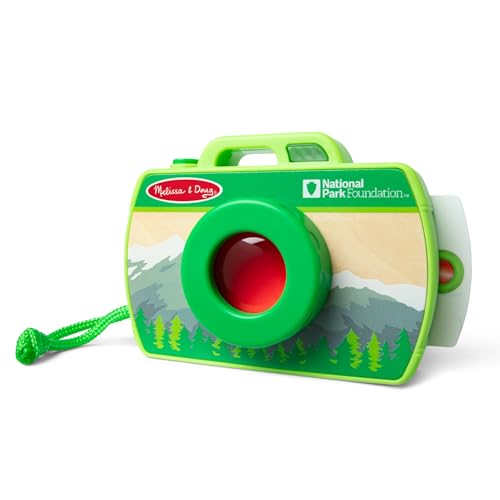 MELISSA & DOUG ROCKY MOUNTAIN NATIONAL PARK WOODEN TOY CAMERA PLAY SET - GREEN - Like New