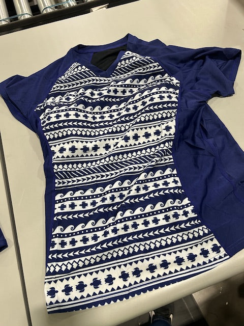 TOURNESOL WOMEN'S 2 PIECE SWIMWEAR - SIZE: WOMEN M - PURPLE - Like New