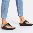 ES8-090 FITFLOP LULU ADJUSTABLE LEATHER TOE-POST SANDALS WOMEN SIZE 6 BLACK - Like New