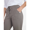ATHLETIC WORKS WOMEN'S KNIT CAPRI PANTS 22" INSEAM - SIZE: 3X - MANATEE TAUPE - Brand New