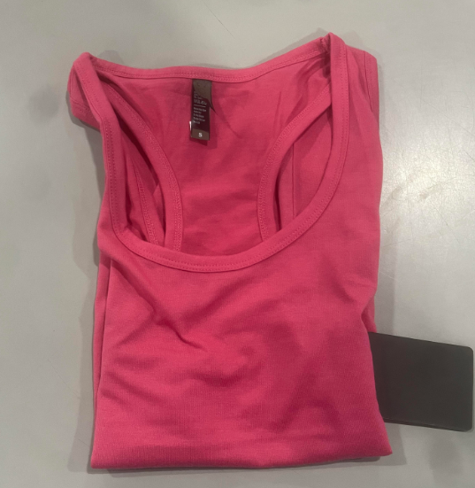 STUDIO 33 WOMEN'S SOLID SLEEVELESS RACERBACK TANK TOP - SIZE: WOMEN S - PINK - Like New