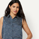 AEWM93015M26 Amazon Essentials Women's Regular-Fit Sleeveless Blouse, Navy L - Brand New