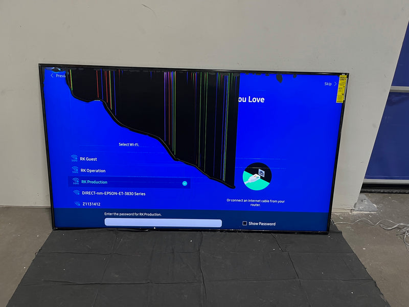 For Parts: Samsung 75" QLED 4k TV QN75LS03BAFXZA  CRACK SCREEN MISSING COMPONENTS