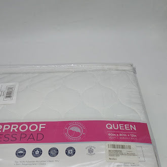 GENERIC WATERPROOF MATTRESS PAD - QUEEN - 60IN X 80IN X 12IN, POLYESTER - WHITE - Like New