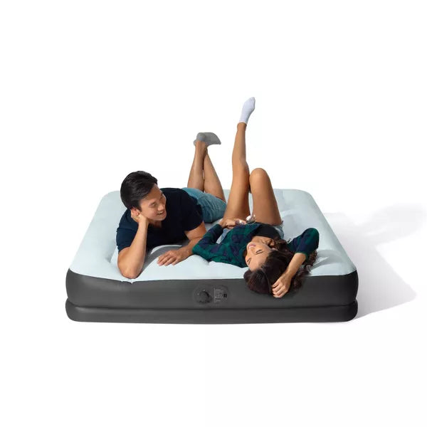 INTEX COMFORT PLUSH MID RISE DURA-BEAM AIRBED WITH BUILT-IN ELECTRIC PUMP 13 - Like New