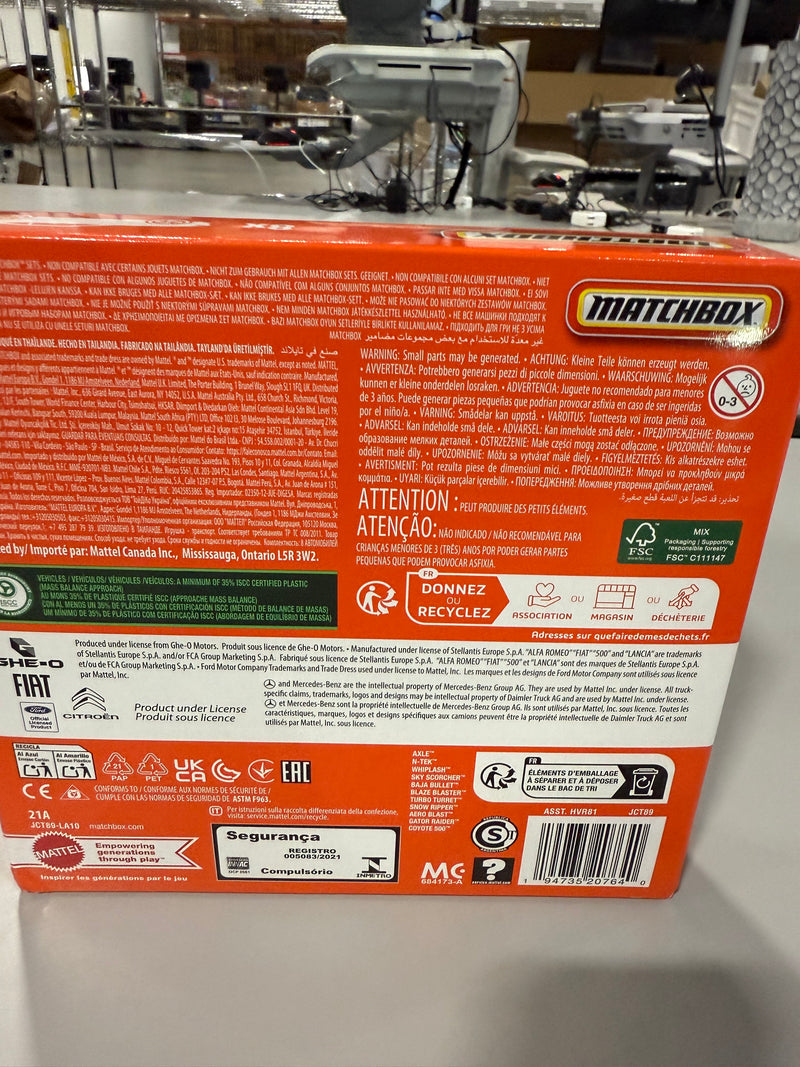 MATCHBOX 1:64 SCALE DIE-CAST TOY CARS SET OF 8, 1 EXCLUSIVE (STYLES MAY VARY) - Brand New