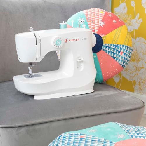 SINGER M1500 LIGHTWEIGHT & PORTABLE SEWING MACHINE, ACCESSORY KIT, - WHITE - Like New