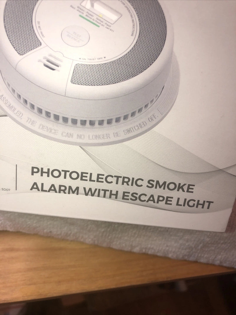 PHOTOELECTRIC 2-NIB X-SENSE SD07 PHOTOELECTRIC SMOKE ALARM ESCAPE LIGHT SHELF 7 - Like New