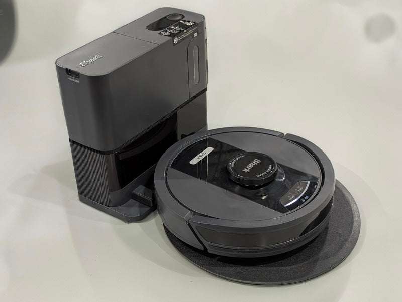 SHARK MATRIX 2-IN-1 ROBOT VACUUM & MOP WITH HOME MAPPING - GRAY/GLOSS BLACK - Like New