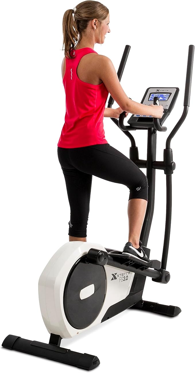 XTERRA Fitness FS3.0 Elliptical Machine Trainer - White - Like New