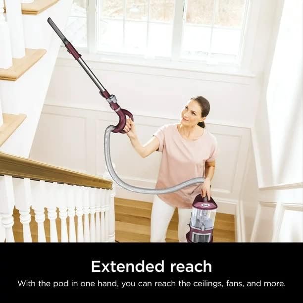 SHARK Navigator CU520 Upright Light Weight Corded Bagless Vacuum - Purple - Like New