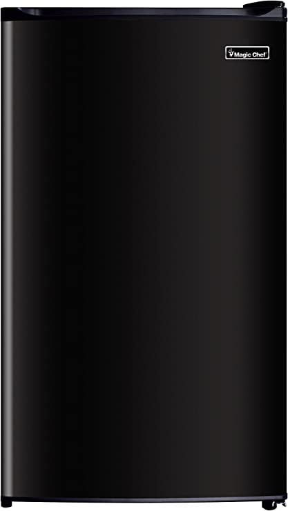 Magic Chef Refrigerator 3.5 cu. ft MCBR350B2 - Black Like New