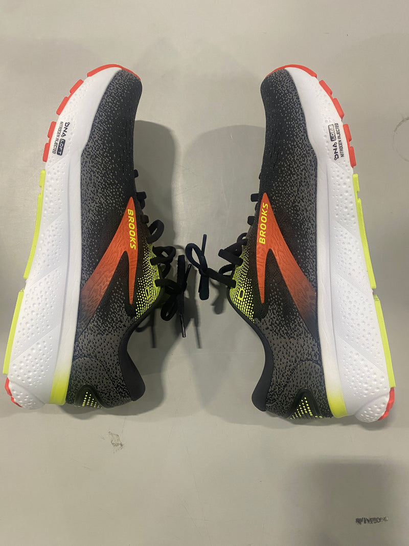 BROOKS GHOST 16 MENS RUNNING SHOES/ WIDE - SIZE: 9.5W - BLACK/MANDARIN RED/GREEN - Like New