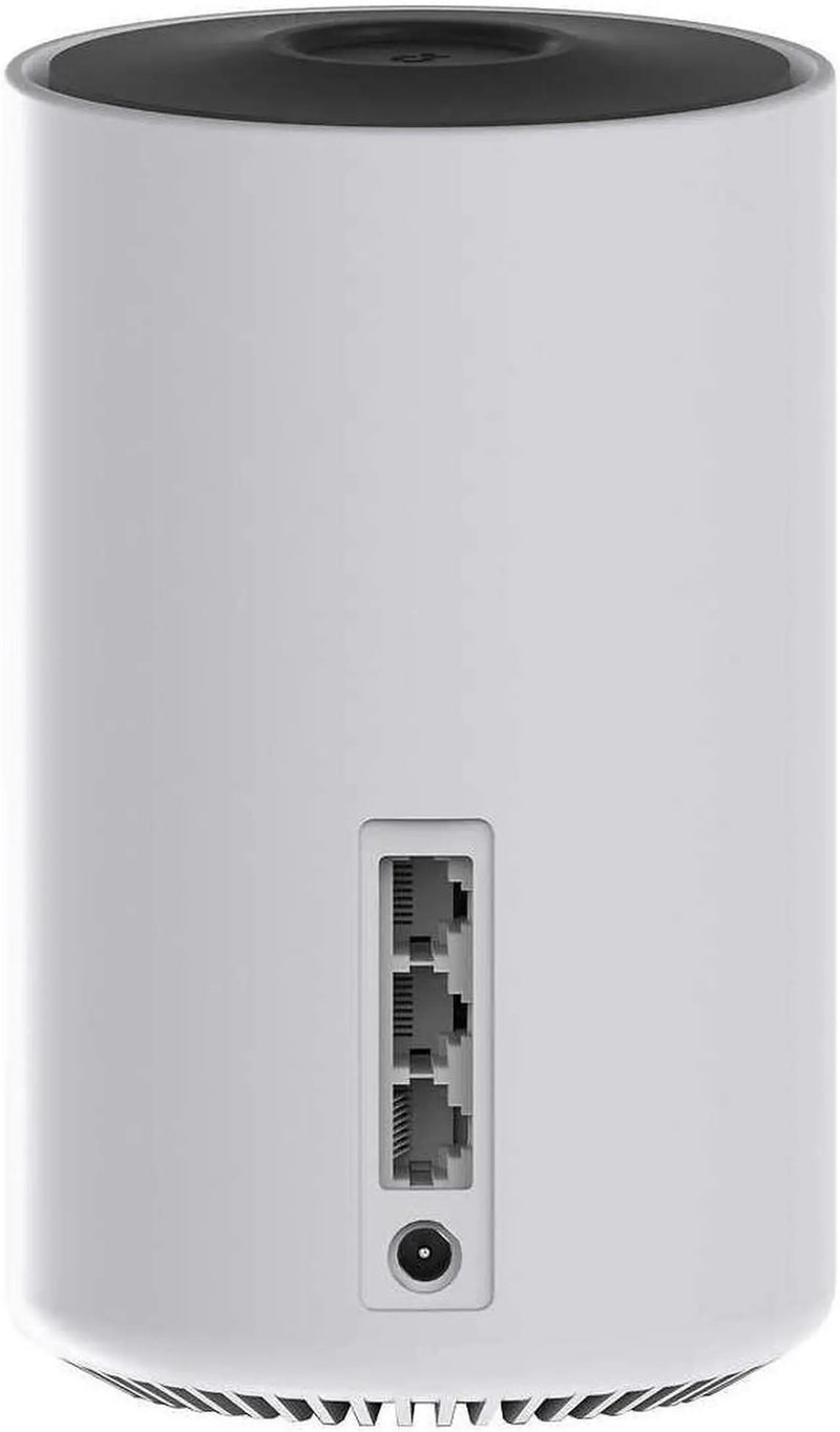 TP-LINK DECO AXE5300 WI-FI 6E TRI-BAND WHOLE-HOME WI-FI SYSTEM 3 PACK - WHITE - Like New