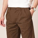 AMAZON ESSENTIALS MEN'S CLASSIC-FIT WRINKLE-RESISTANT PLEATED CHINO PANT 33X32 - Brand New