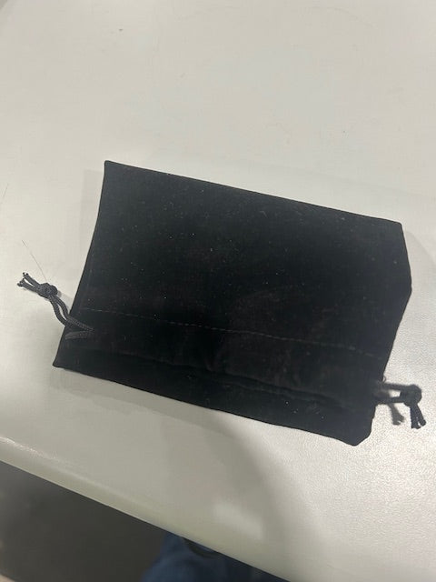 AESTIVATE SINGLE LARGE VELVET DRAWSTRING POUCH, VELVET BAG 8×10 INCH - BLACK - Like New