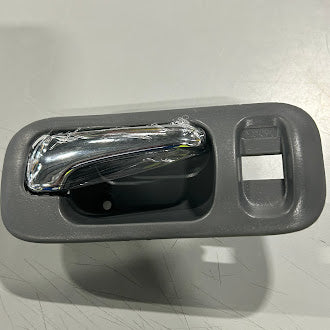 KOOL-VUE FRONT PASSENGER SIDE INTERIOR DOOR HANDLE - GRAY - Like New