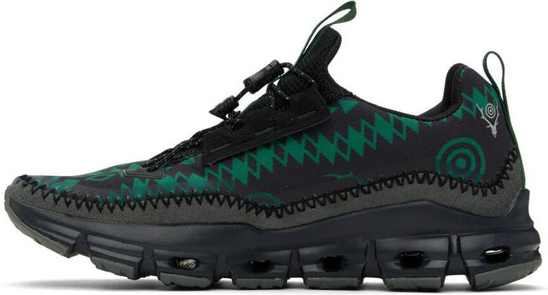 92.98187 ON CLOUDAWAY S2W8 SNEAKERS - SIZE 11 MEN - BLACK/EVERGREEN - Like New